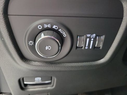 New 2026 Jeep Grand Cherokee L Limited AWD/4WD image 14