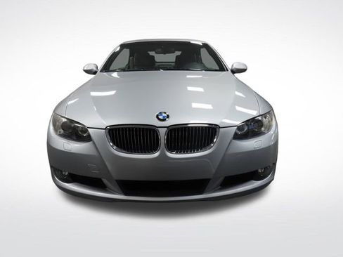 Used 2009 BMW 328i Convertible image 9