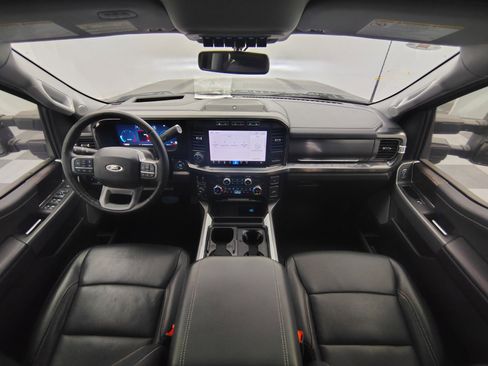 Used 2024 Ford F350 Lariat w/ Lariat Ultimate Package image 2