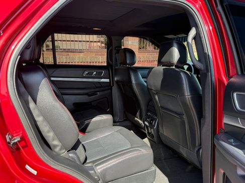 Used 2017 Ford Explorer Sport w/ Equipment Group 401A image 11