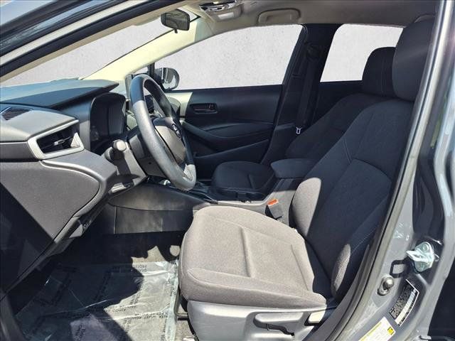 Used 2024 Toyota Corolla LE FWD image 16