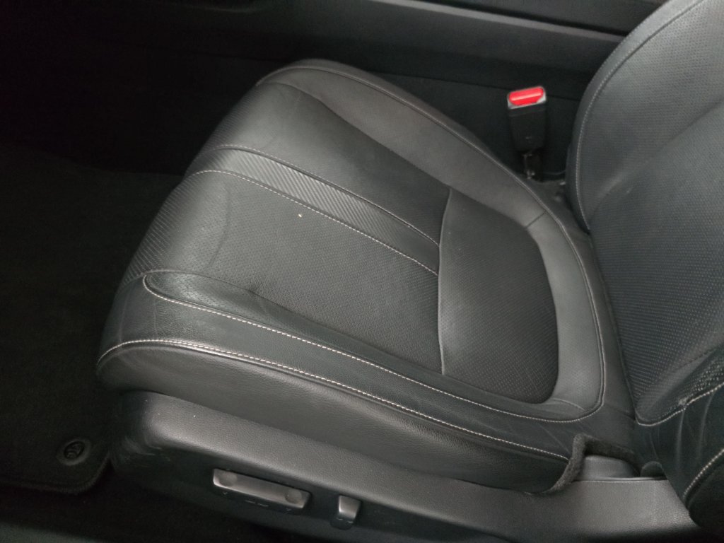 Used 2018 Honda Civic EX-L image 29