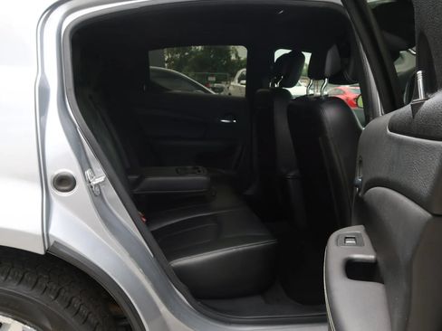 Used 2014 Dodge Avenger SXT FWD image 22