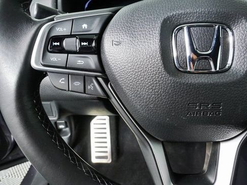 Used 2019 Honda Accord Sport image 9