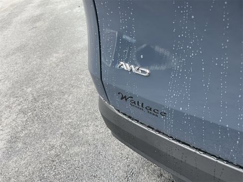 Used 2025 Toyota Grand Highlander AWD image 7