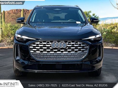 Used 2025 Audi Q5 Premium w/ Convenience Package AWD/4WD image 3