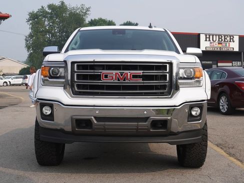 Used 2015 GMC Sierra 1500 SLT w/ SLT Crew Cab Value Package AWD/4WD image 2