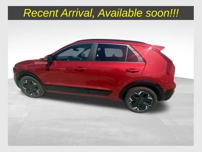 Certified 2025 Kia Niro Wind w/ Wind Preserve Package