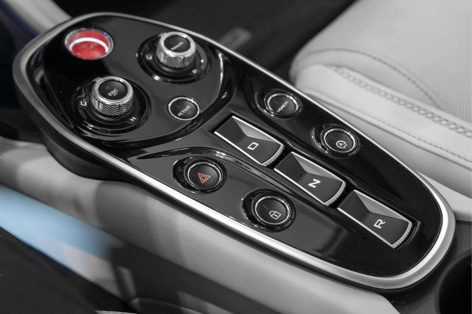 Used 2023 McLaren GT RWD image 29