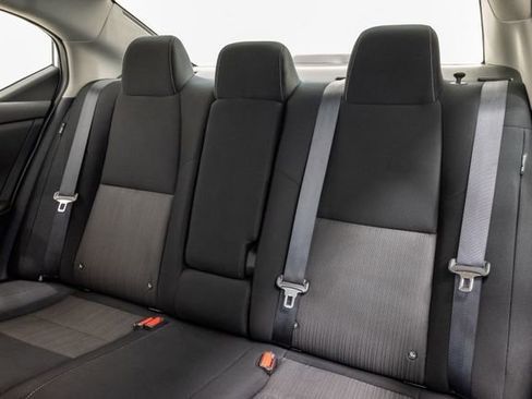 Used 2022 Nissan Sentra SV FWD image 23