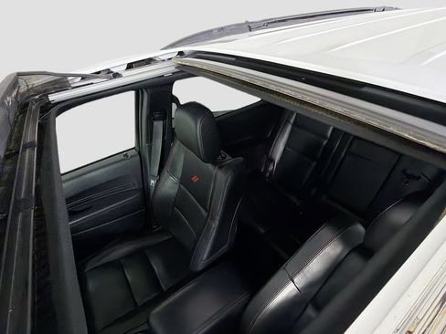 Used 2024 Dodge Durango GT RWD image 17
