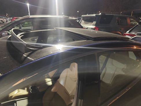 Used 2017 Tesla Model S 90D image 13