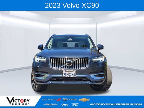 Used 2023 Volvo XC90 T8 Plus AWD/4WD image 3