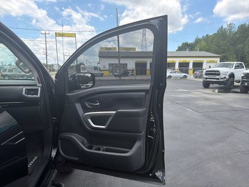 Used 2021 Nissan Titan SV w/ Accessory Utility Package AWD/4WD image 24