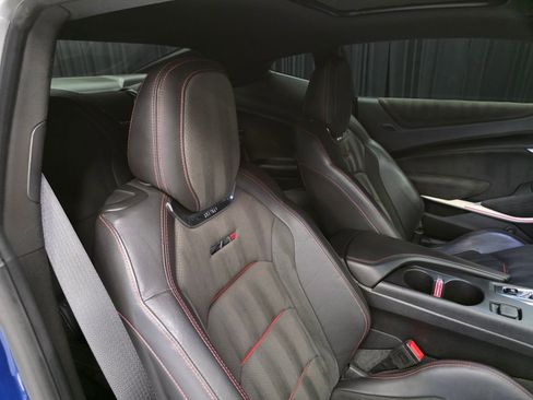 Used 2019 Chevrolet Camaro ZL1 RWD image 35