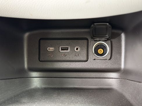 Used 2024 Chevrolet Equinox LS w/ LS Convenience Package FWD image 25