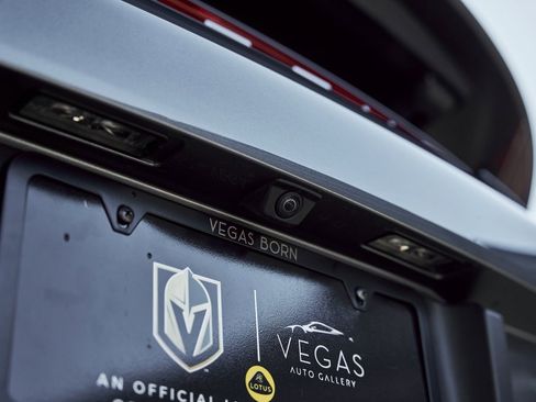 Used 2025 Porsche 911 Carrera image 12