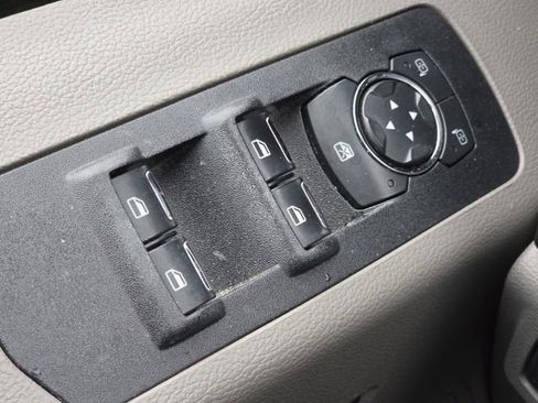 Used 2019 Ford F150 XLT w/ Equipment Group 302A Luxury AWD/4WD image 14