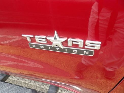 Used 2020 Chevrolet Silverado 1500 LT w/ Texas Edition RWD image 19