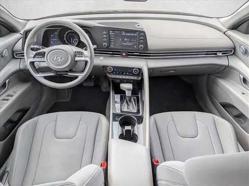 Used 2023 Hyundai Elantra Blue image 18