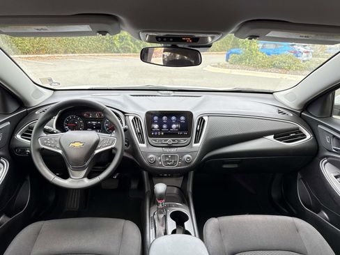Used 2024 Chevrolet Malibu RS image 12