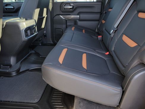 Used 2021 GMC Sierra 2500 AT4 w/ AT4 Premium Plus Package image 8