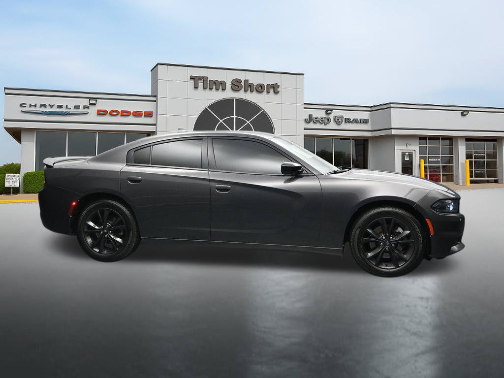 Used 2020 Dodge Charger SXT w/ Blacktop Package AWD/4WD image 6
