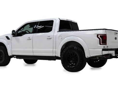 Used 2017 Ford F150 Raptor w/ Equipment Group 802A Luxury AWD/4WD image 4