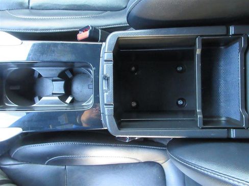 Used 2022 Mitsubishi Eclipse Cross SEL image 17