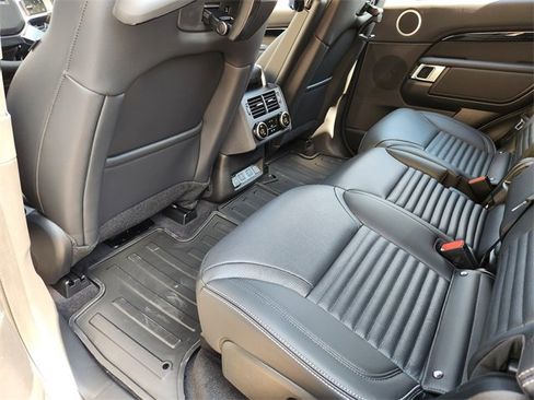 New 2025 Land Rover Discovery S image 20