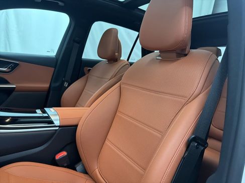 New 2026 Mercedes-Benz GLC 300 GLC 300 image 13