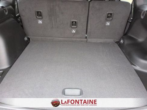 New 2026 Jeep Grand Cherokee Altitude image 28