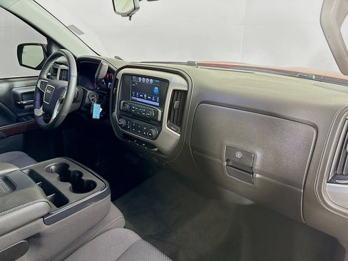 Used 2018 GMC Sierra 1500 SLE image 34
