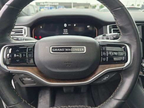 Used 2022 Jeep Grand Wagoneer Series I w/ HD Trailer Tow Package image 30