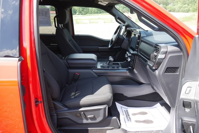 Used 2022 Ford F150 XLT w/ Equipment Group 302A High AWD/4WD image 27