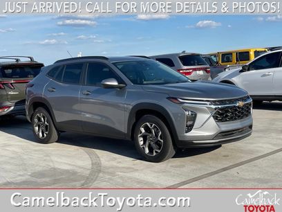 Used 2025 Chevrolet Trax LT w/ Driver Confidence Package