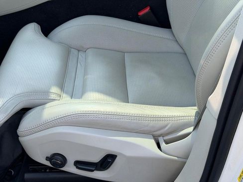 Used 2024 Volvo XC90 B6 Ultimate image 25