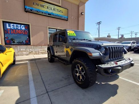 Used 2020 Jeep Wrangler Unlimited Rubicon AWD/4WD image 2