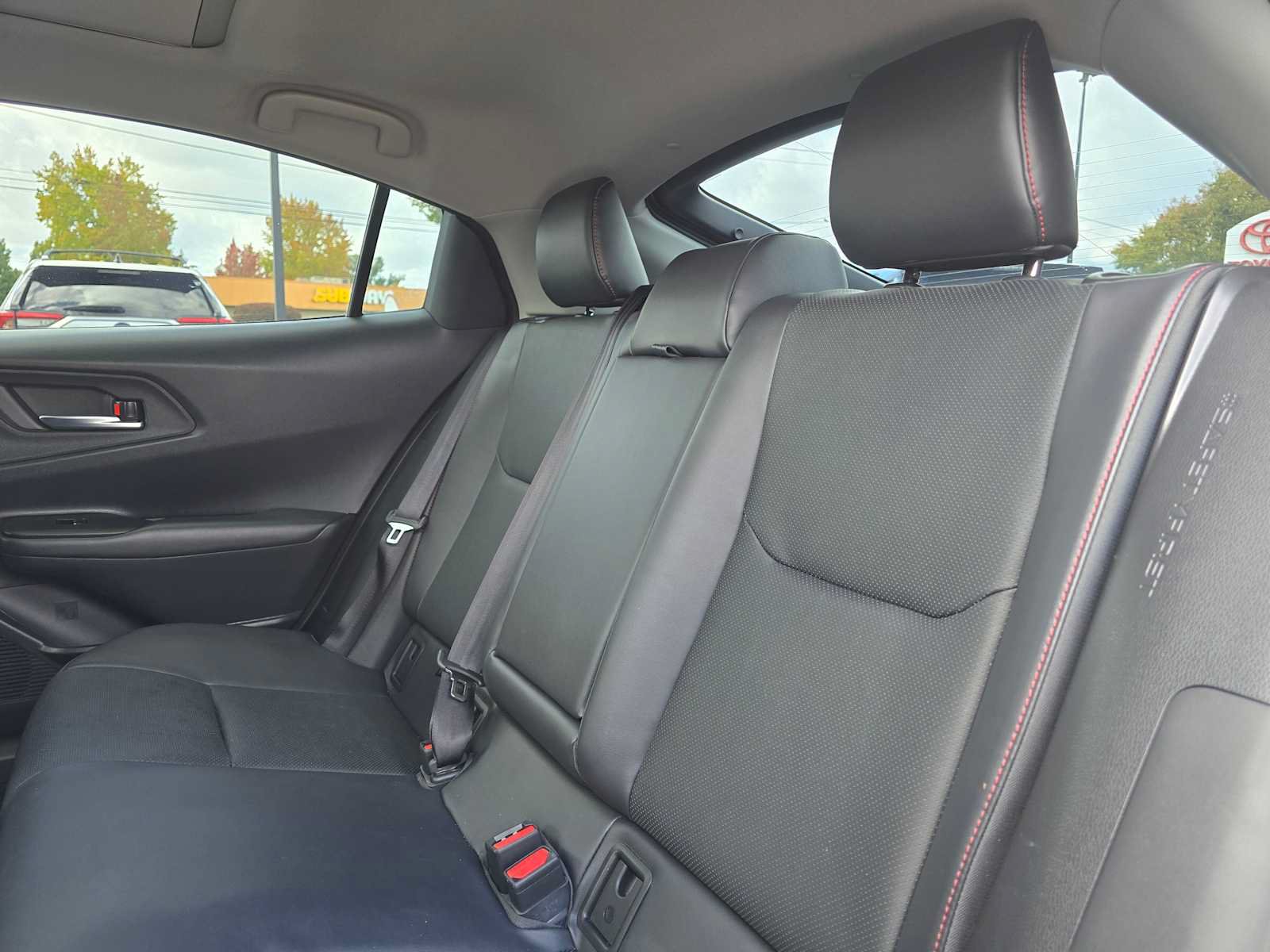 Certified 2024 Toyota Prius Prime FWD image 11