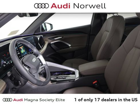 Used 2025 Audi Q5 Premium w/ Convenience Package AWD/4WD image 20