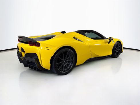 Certified 2022 Ferrari SF90 Spider image 7