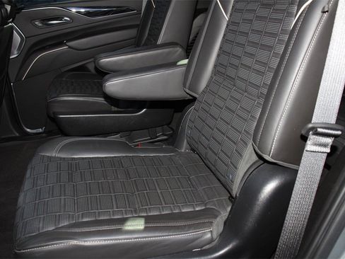 Used 2023 Cadillac Escalade V image 12