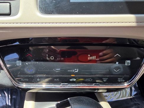 Used 2016 Honda HR-V EX-L image 37