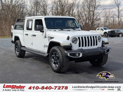 Used 2022 Jeep Gladiator Overland w/ Popular Equipment Package image 1