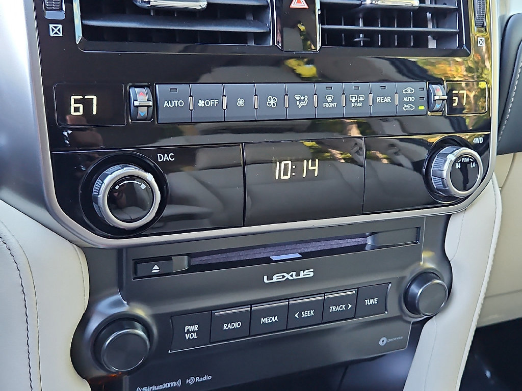 Used 2023 Lexus GX 460 Premium w/ Premium Package AWD/4WD image 18