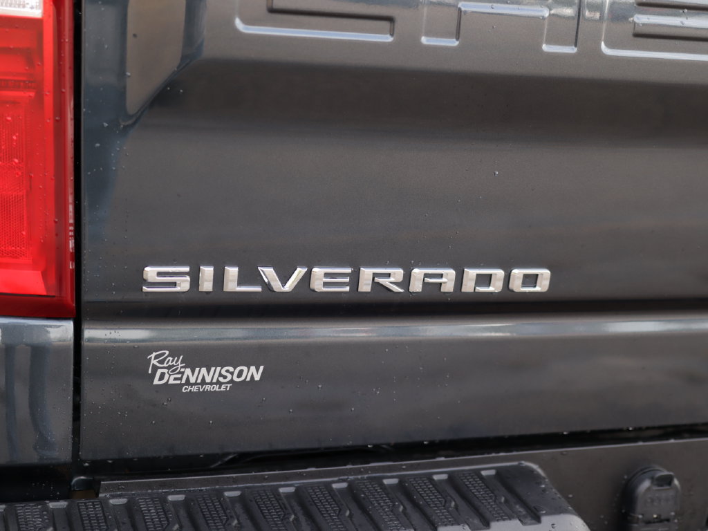 Used 2022 Chevrolet Silverado 1500 RST w/ Z71 Off-Road Package AWD/4WD image 32