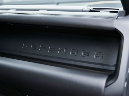 Used 2023 Land Rover Defender 110 X AWD/4WD image 46