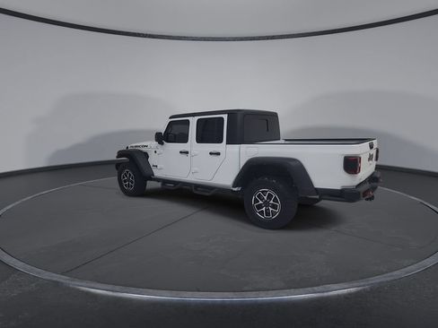Used 2024 Jeep Gladiator Rubicon w/ Convenience Group AWD/4WD image 12