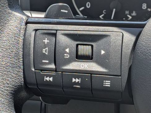 Certified 2023 Nissan Rogue SV AWD/4WD image 16