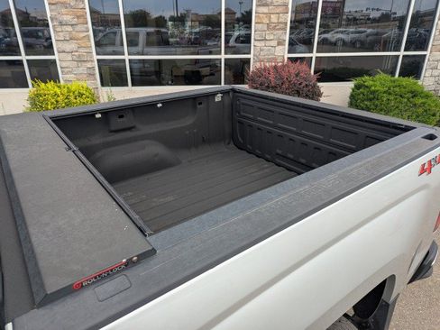 Used 2018 Chevrolet Silverado 1500 LTZ w/ Texas Edition AWD/4WD image 27